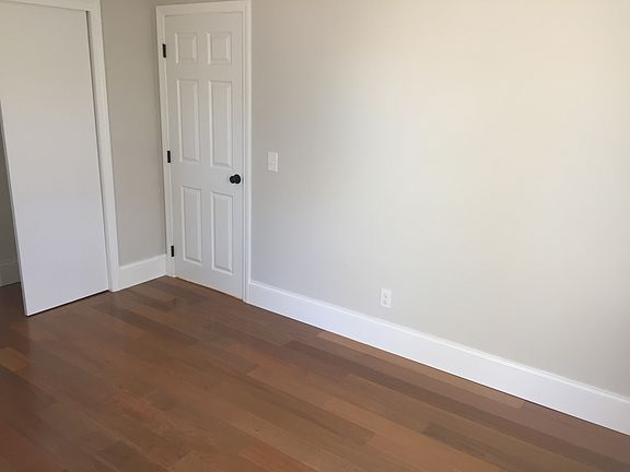 5th image of 58 Grassy Pond Dr