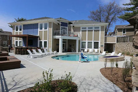 Kendallwood Apartments — Photo 11