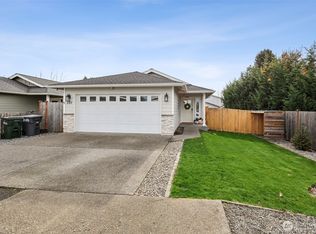 521 E Van Dam Pl, Buckley, WA 98321
