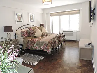 Rented by essential NEW YORK Real Estate