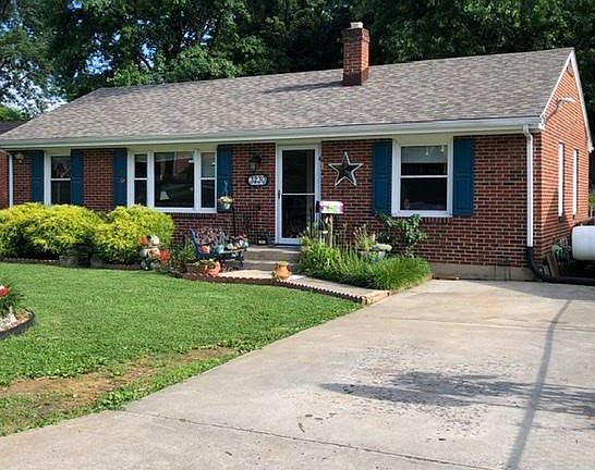 2nd image of 3230 Fleetwood Ave