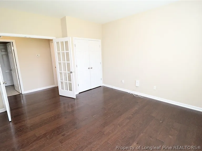 1015 Katie Ln — Photo 24