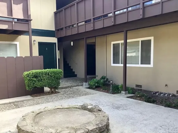 2905 David Ave #5, Pacific Grove, CA 93950