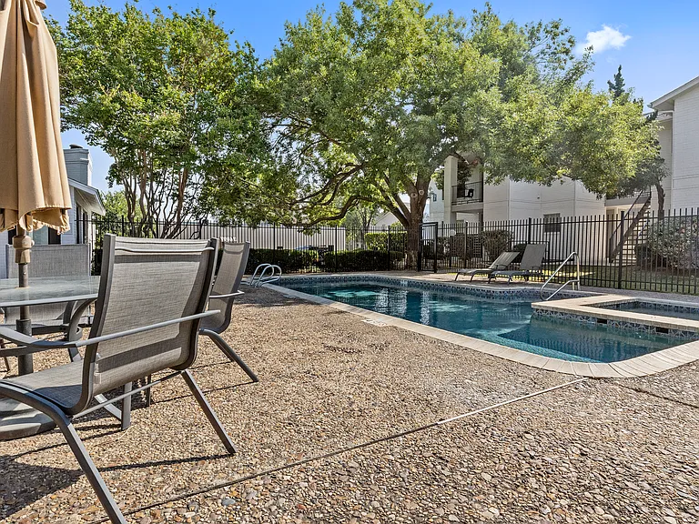 Tradewinds Apartment Homes — Photo 17