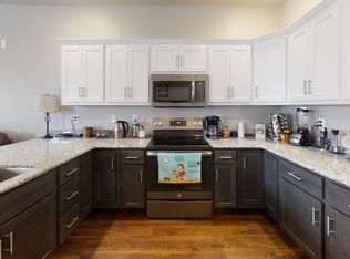 225 E Prentiss St UNIT 103, Iowa City, IA 52240