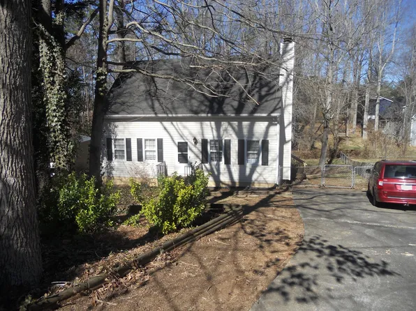 164 Dober Ct, Winston Salem, NC 27127