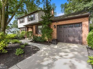 1302 Broadwood Ave, Cinnaminson, NJ 08077