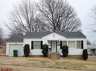10148 Cabot Dr, Saint Louis, MO 63137