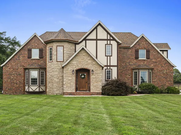 918 Grayhawk Loop, Marshfield, MO 65706
