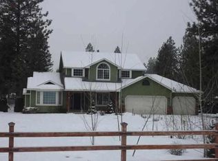16848 N Hummingbird Ln, Nine Mile Falls, WA 99026