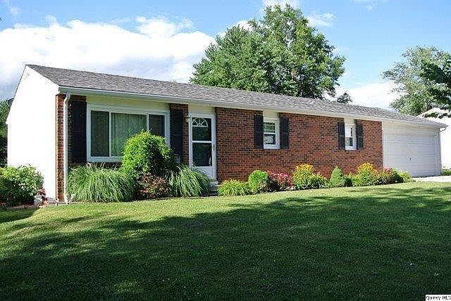 Home for Sale in Mendon, IL $87,400