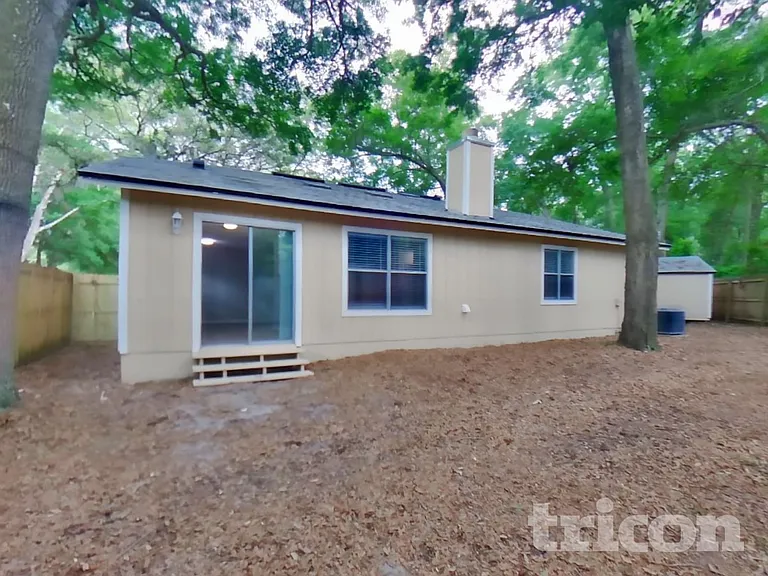 3572 Raymur Villa Dr — Photo 15