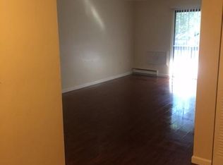 94 Maple St #1611, Seymour, CT 06483