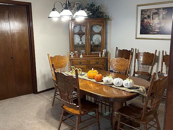 3rd image of 6701 W Britton Rd