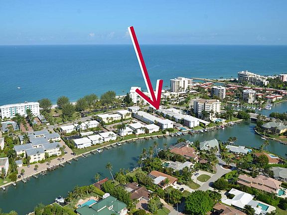 4th image of 2100 Gulf Shore Blvd N APT 105