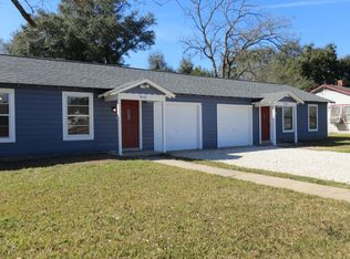 908-910 S 3rd St, Richmond, TX 77469