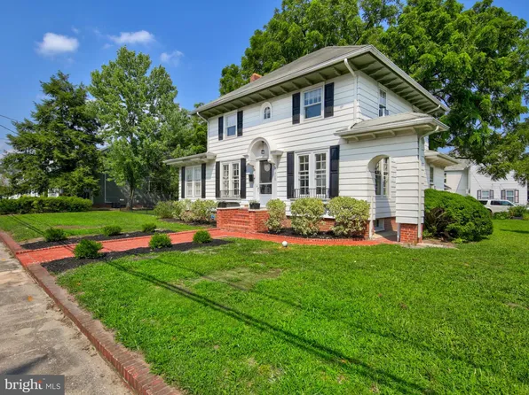 715 West St, Laurel, DE 19956
