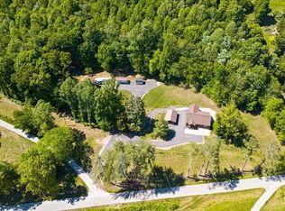 542 Whitman Hollow Rd, La Follette, TN 37766