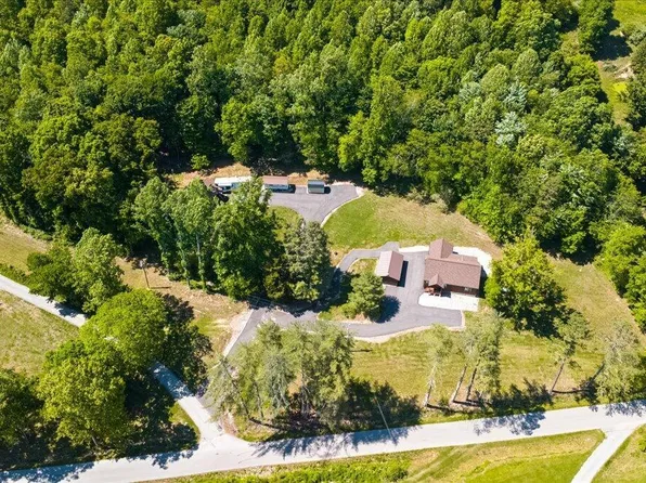542 Whitman Hollow Rd, La Follette, TN 37766