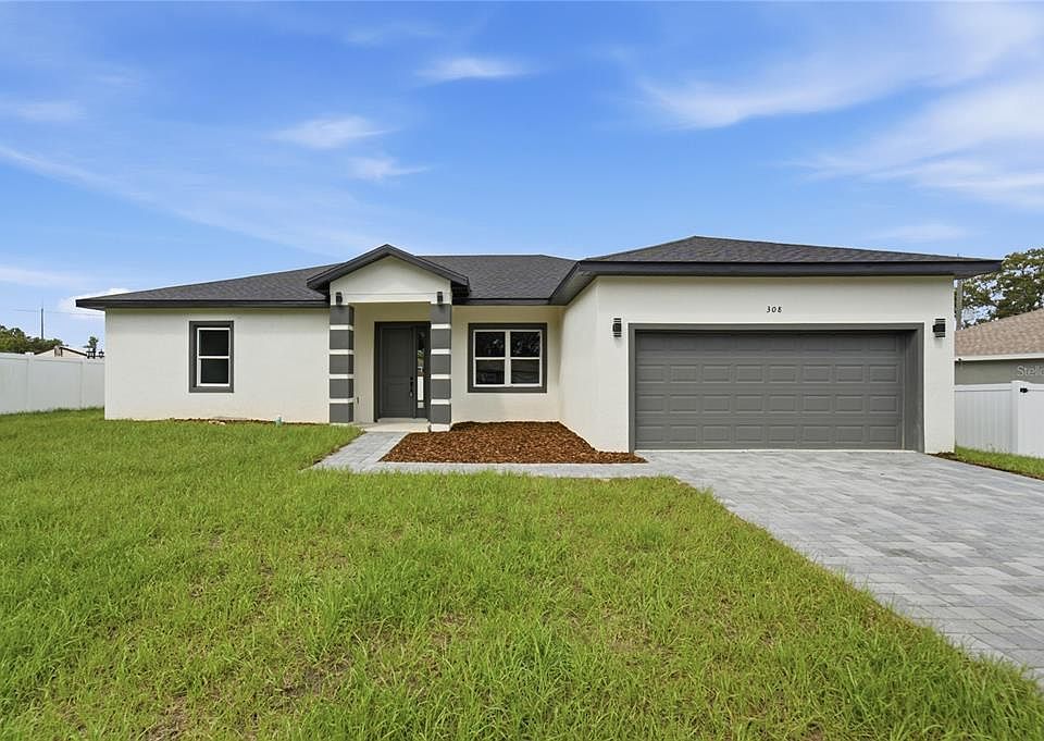 1st image of 308 MARION OAKS CRSE