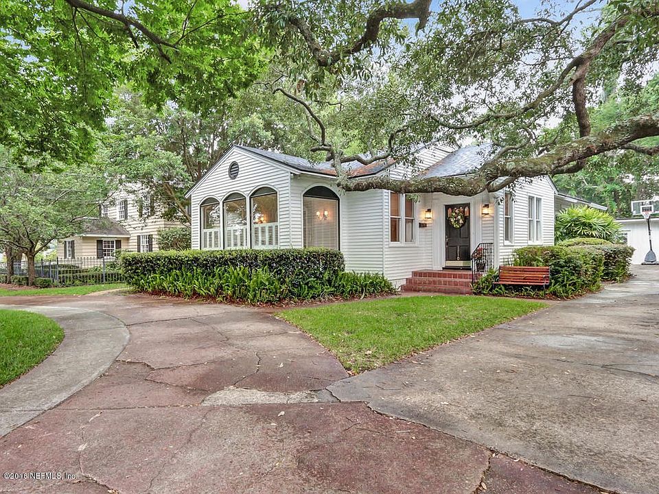 Classic White Bungalow!
