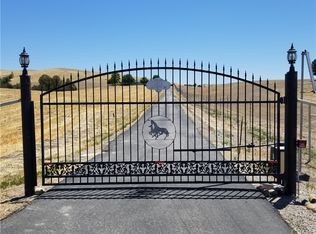 4855 Lamplighter Way, Paso Robles, CA 93446