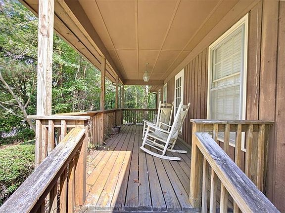 4th image of 2090 Johnson Ferry Rd