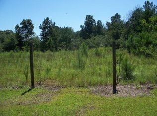 15 Homer Spiers Rd, Picayune, MS 39466