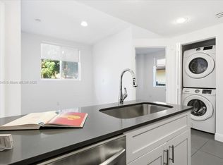 541 NW 33rd St #2, Miami, FL 33127