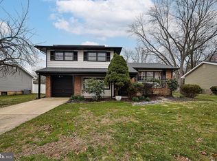 933 Alexandria Dr, Newark, DE 19711