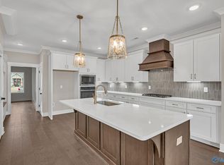 22411 Players Ln, Athens, AL 35613