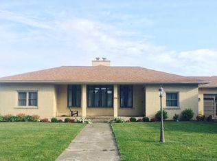 1938 Lakeside Dr, Erie, PA 16511