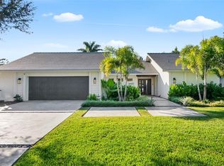 1660 Pine Harrier Cir, Sarasota, FL 34231