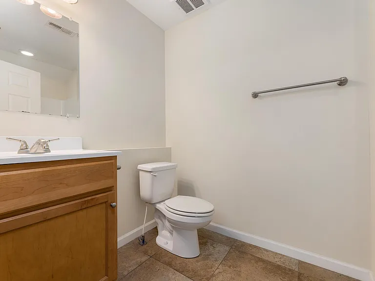 Paxton Place/Olde Towne Lofts — Photo 12