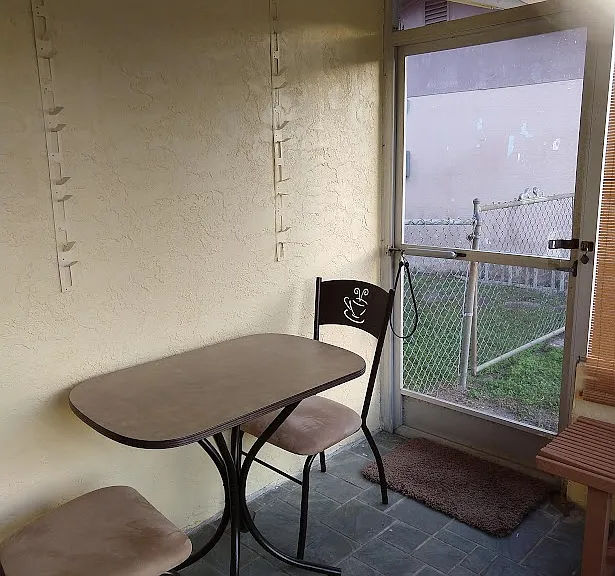 8703 Old Post Rd — Photo 3