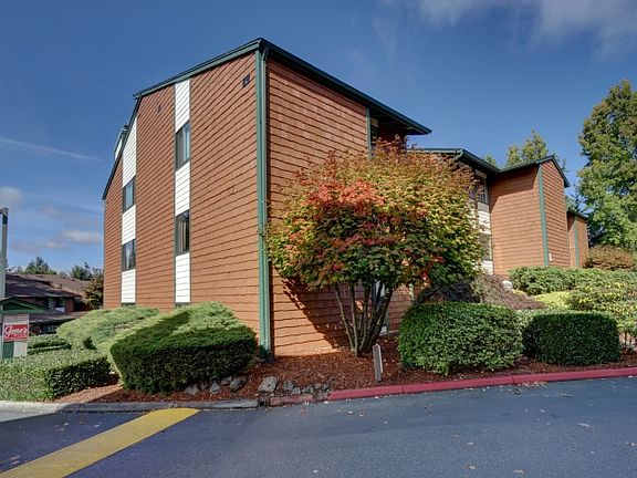 2nd image of 7315 N Skyview Ln APT L201
