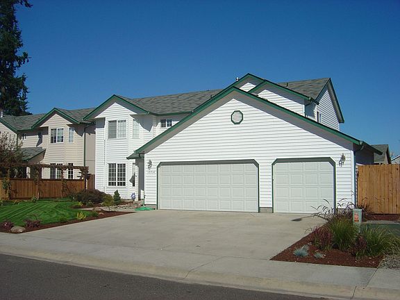 2nd image of 15714 NE 87th Cir