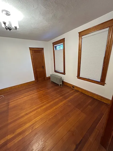 2 bed, 1000 sqft, $2,400 — Photo 4