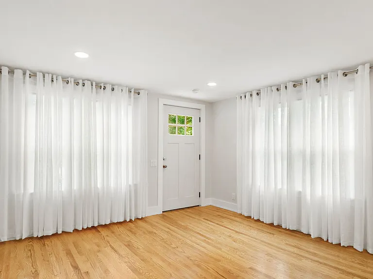 2710 Union St #1 — Photo 1