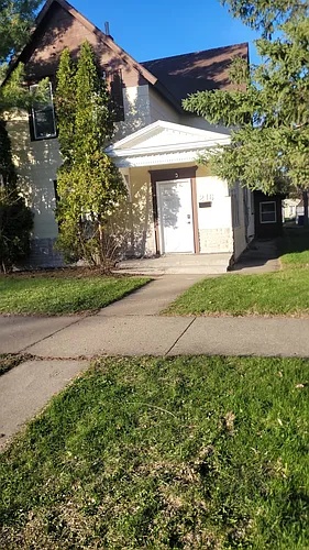 216 13th Ave N Photo 1