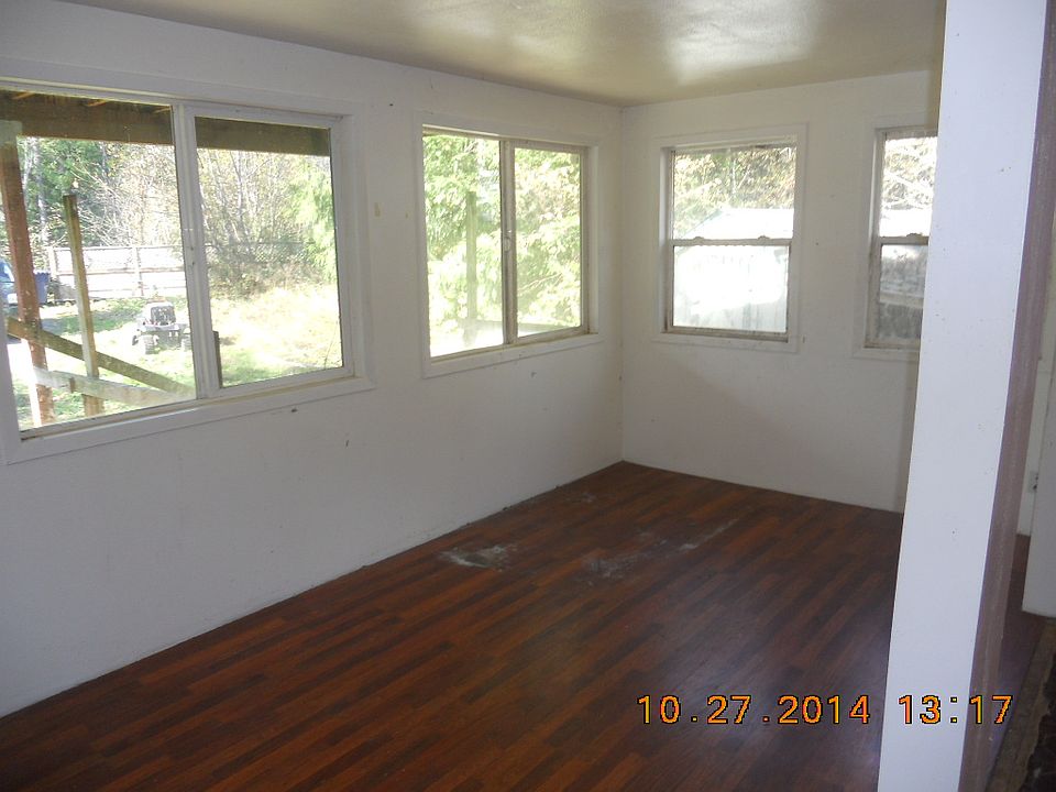 2nd image of 44118 Fir Rd