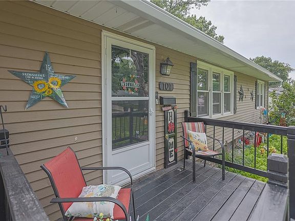 2nd image of 101 Crest Dr