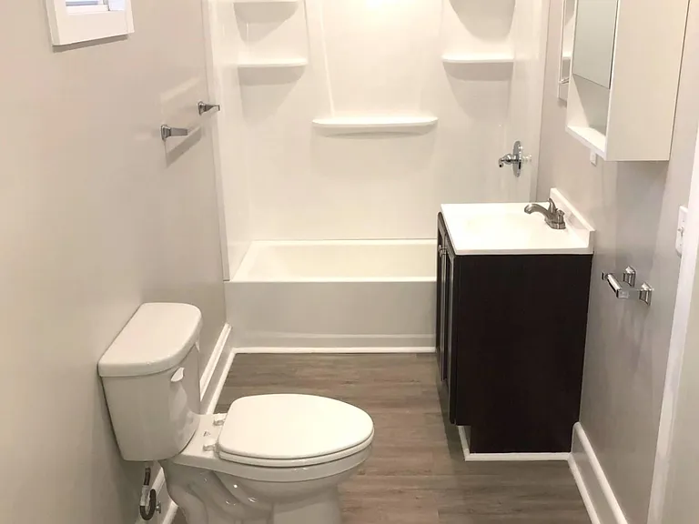 Lower Level Full Bathroom