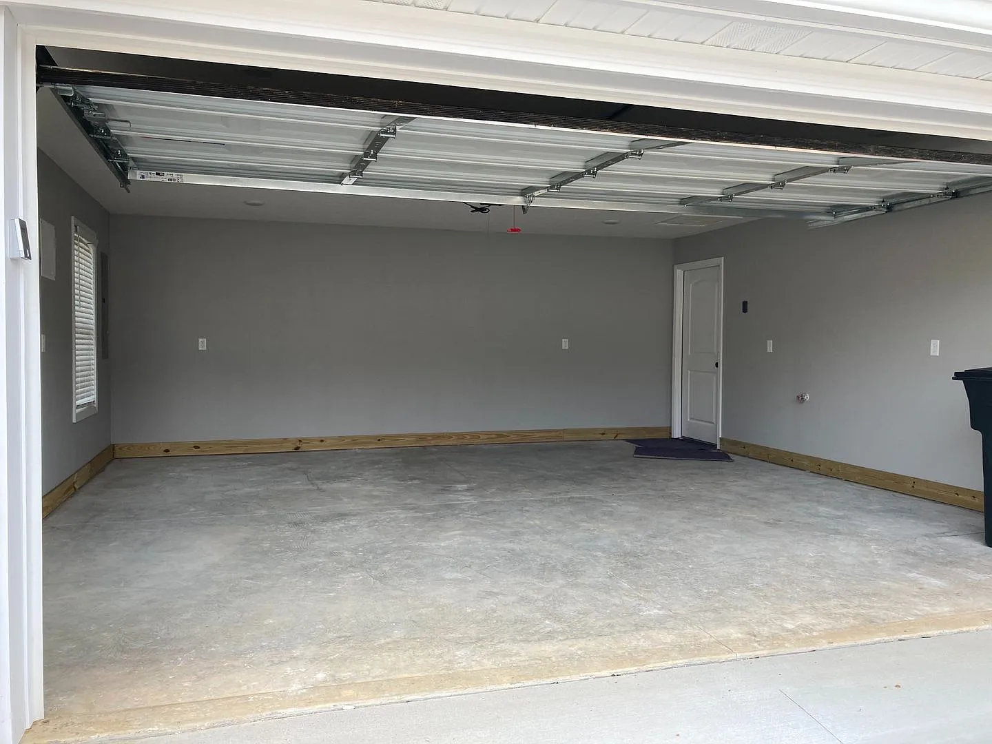 **Luxurious Condo Ready for Move-in** — Photo 4