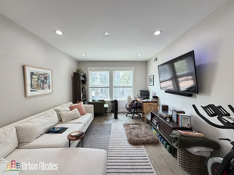 3247 N Damen Ave #1AC — Photo 3