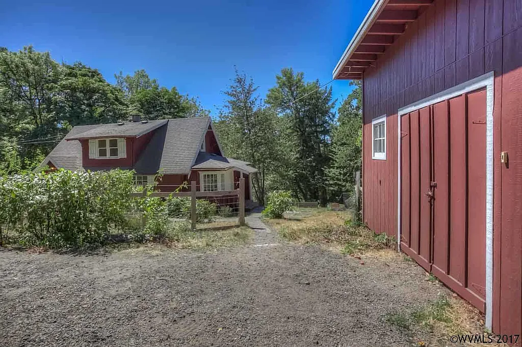 Property photo 4