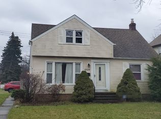 5519 Clement Ave, Maple Heights, OH 44137