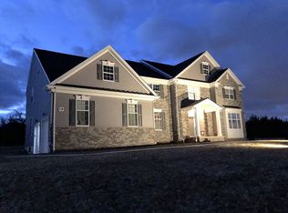 19 Estates Blvd, Belle Mead, NJ 08502