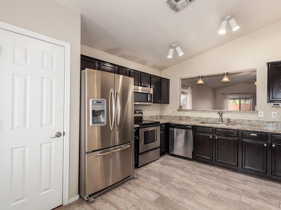 1st image of 1295 N Balboa Dr