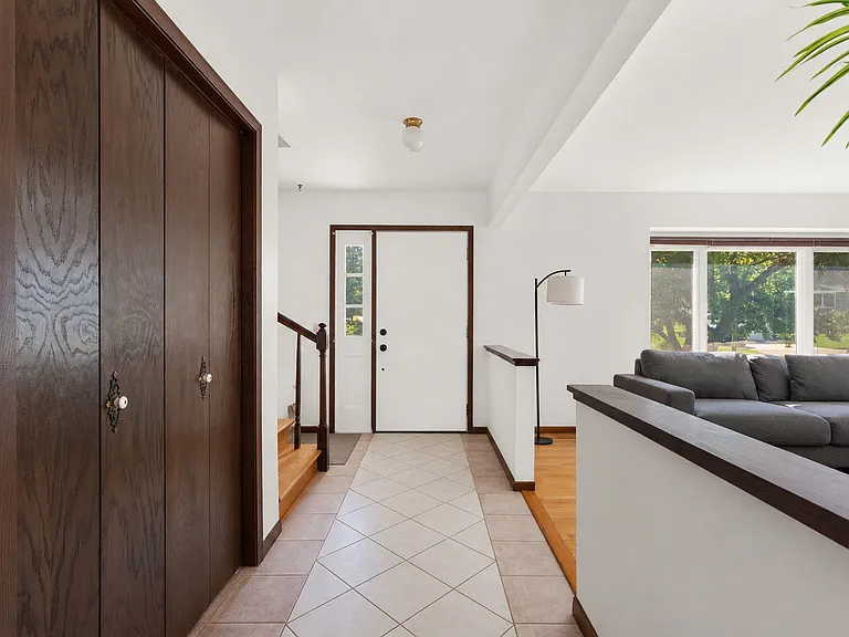 3622 Rolling Hill Dr — Photo 13